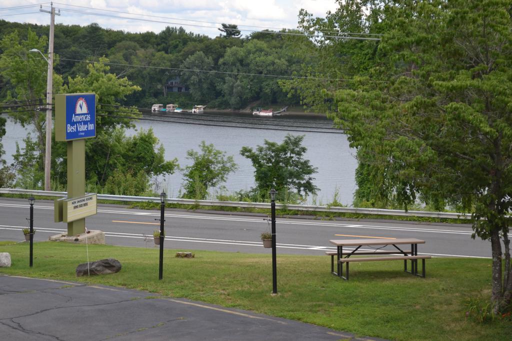 Mount Holyoke Inn Eksteriør billede
