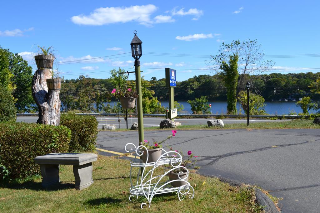 Mount Holyoke Inn Eksteriør billede